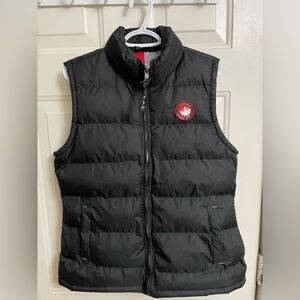 Canada Weather Gear Women’s Puffy Vest BNWT Size Large